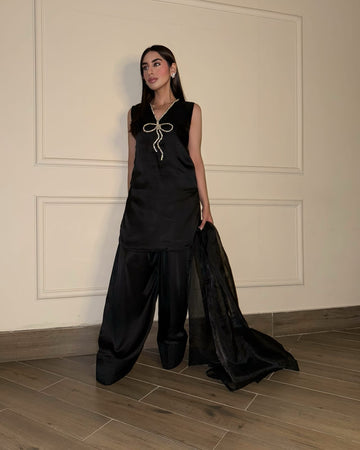 WA-MALEEHA BLACK  STITCH