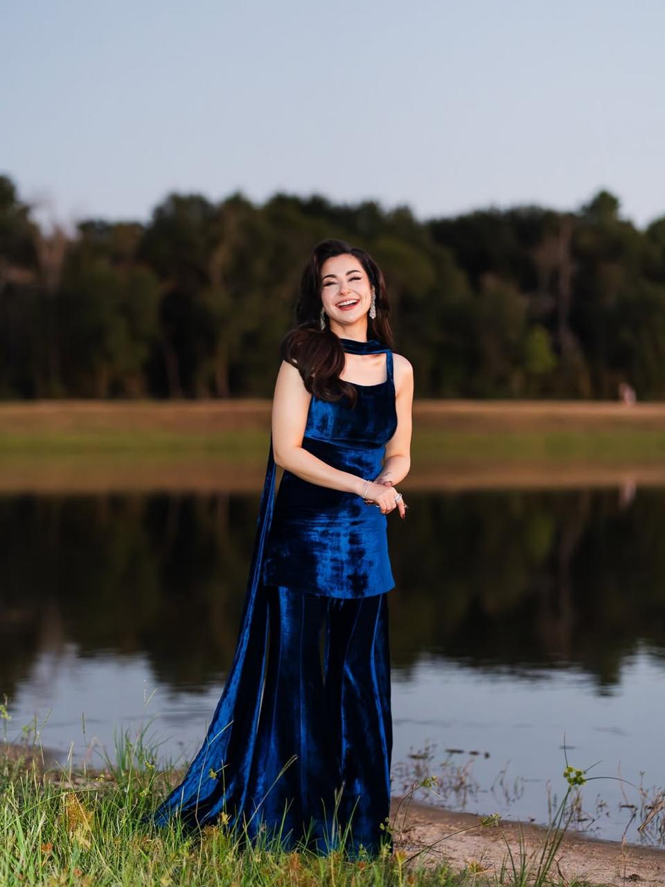 WA-HANI VELVET   STITCH